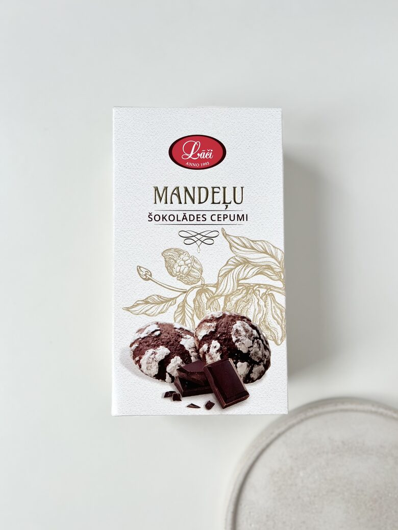 CEPUMI, LĀČI, MANDEĻU ŠOKOLĀDES, 110G