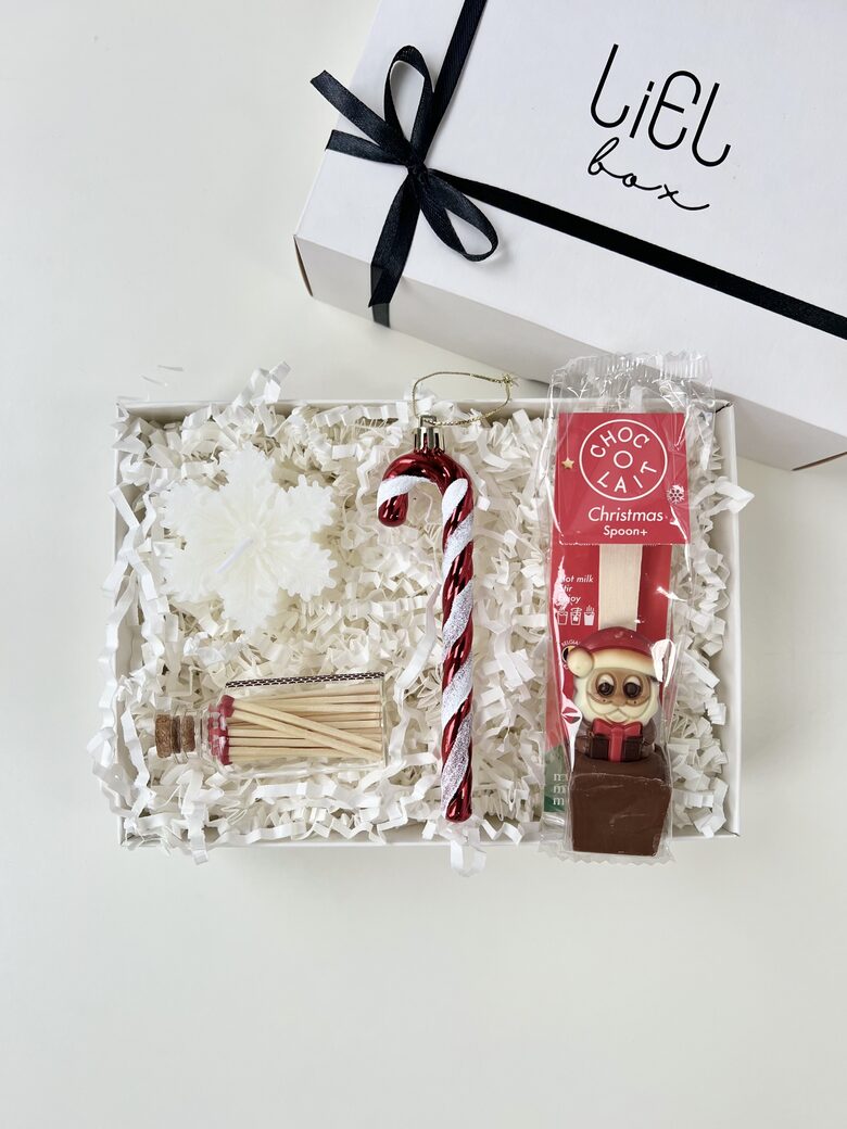 ZIEMASSVĒTKU NOTĪS