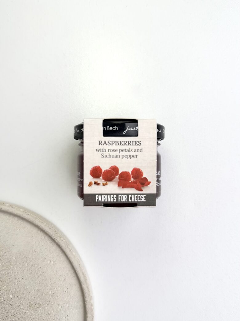 SALDĀ MĒRCE SIERAM, CAN BECH, AVEŅU AR ROŽU ZIEDLAPIŅĀM, 72G