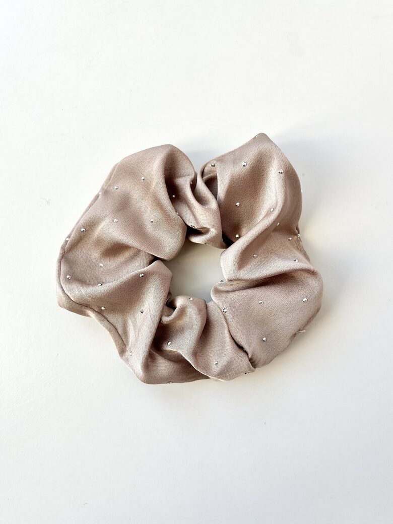 MATU GUMIJA, BĒŠA, AR SPĪDUMIŅIEM