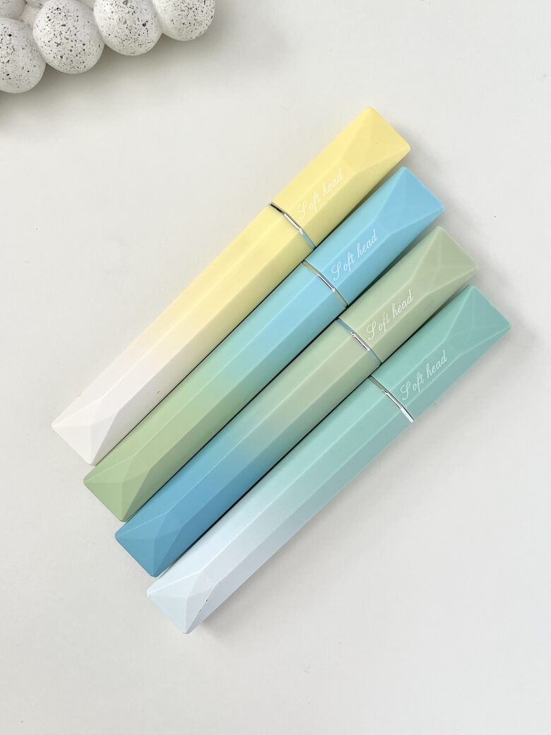 FLOMĀSTERI, ZAĻOS TOŅOS, 4 GAB.