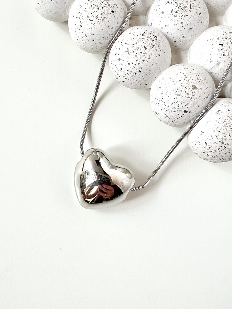 KAKLAROTA, SUDRABOTA, SIRSNIŅA