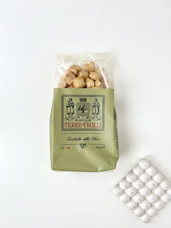 ITĀĻU UZKODA TOCCHETTO, TERRE DEI TRULLI, AR OLĪVĀM, 200G