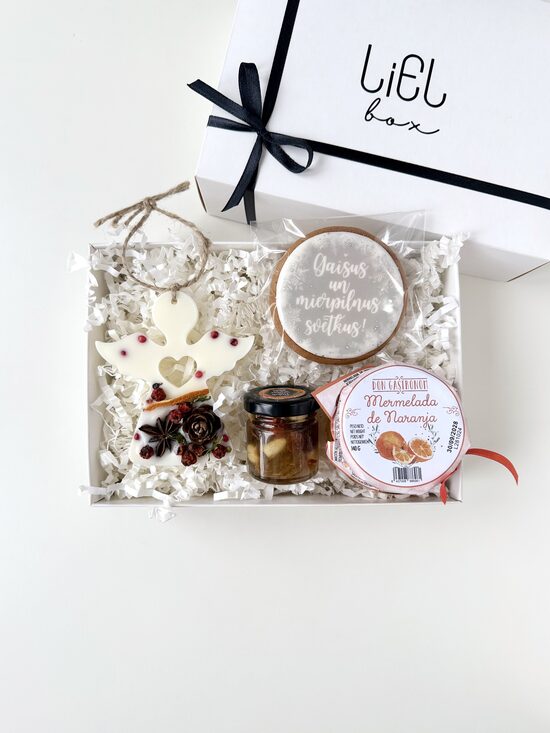 GARDIE MIRKĻI MIERĀ