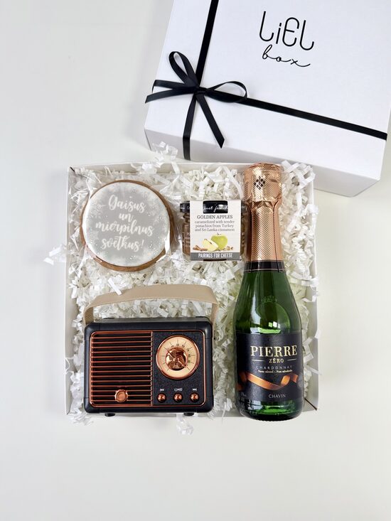 ZIEMASSVĒTKU MELODIJA