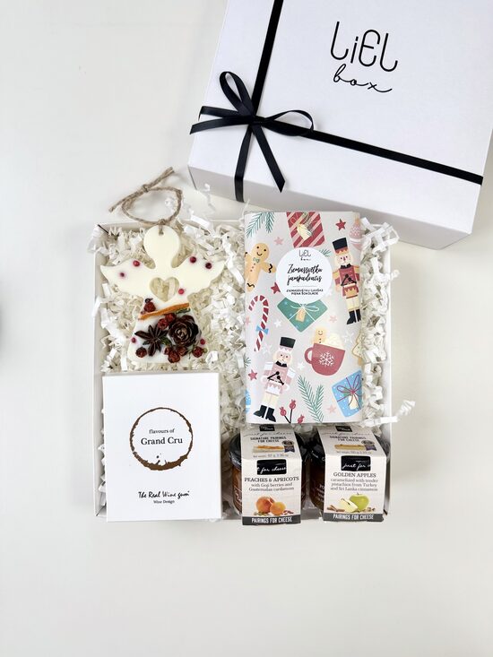 PRIEKA UN SALDUMU KASTE