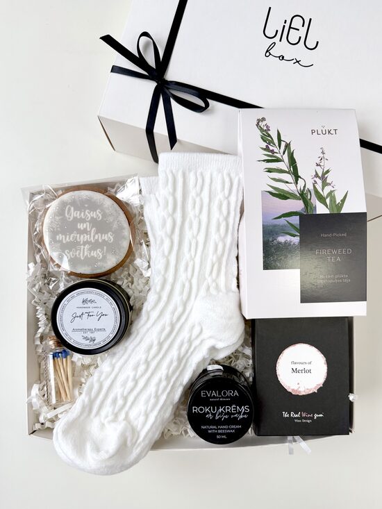 ZIEMASSVĒTKU HARMONIJAS KOMPLEKTS