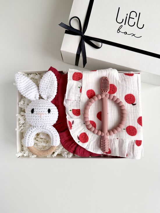 ZAĶĪŠA PRIECIŅAM