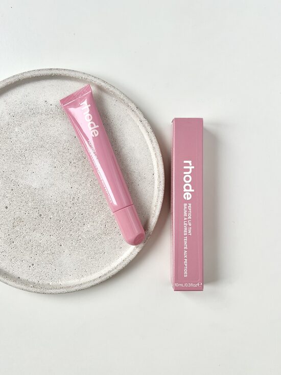 LŪPU SPĪDUMS, RHODE, RIBBON